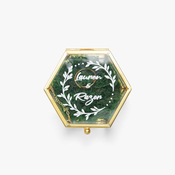 685. Hexagonal Glass Ring Box
