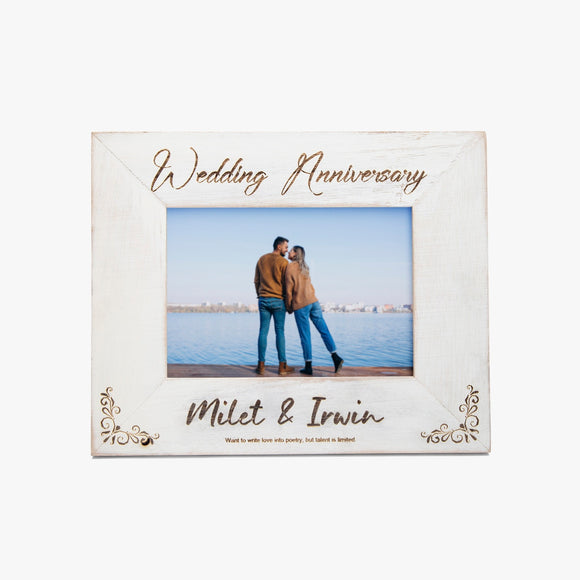 686. Photo Frame